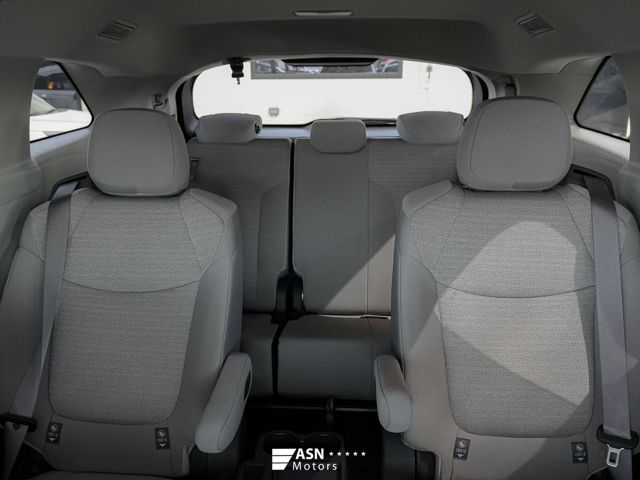 Toyota Sienna 2.5L Dual-Engine 2WD Comfort Edition 2025 (Export Price)