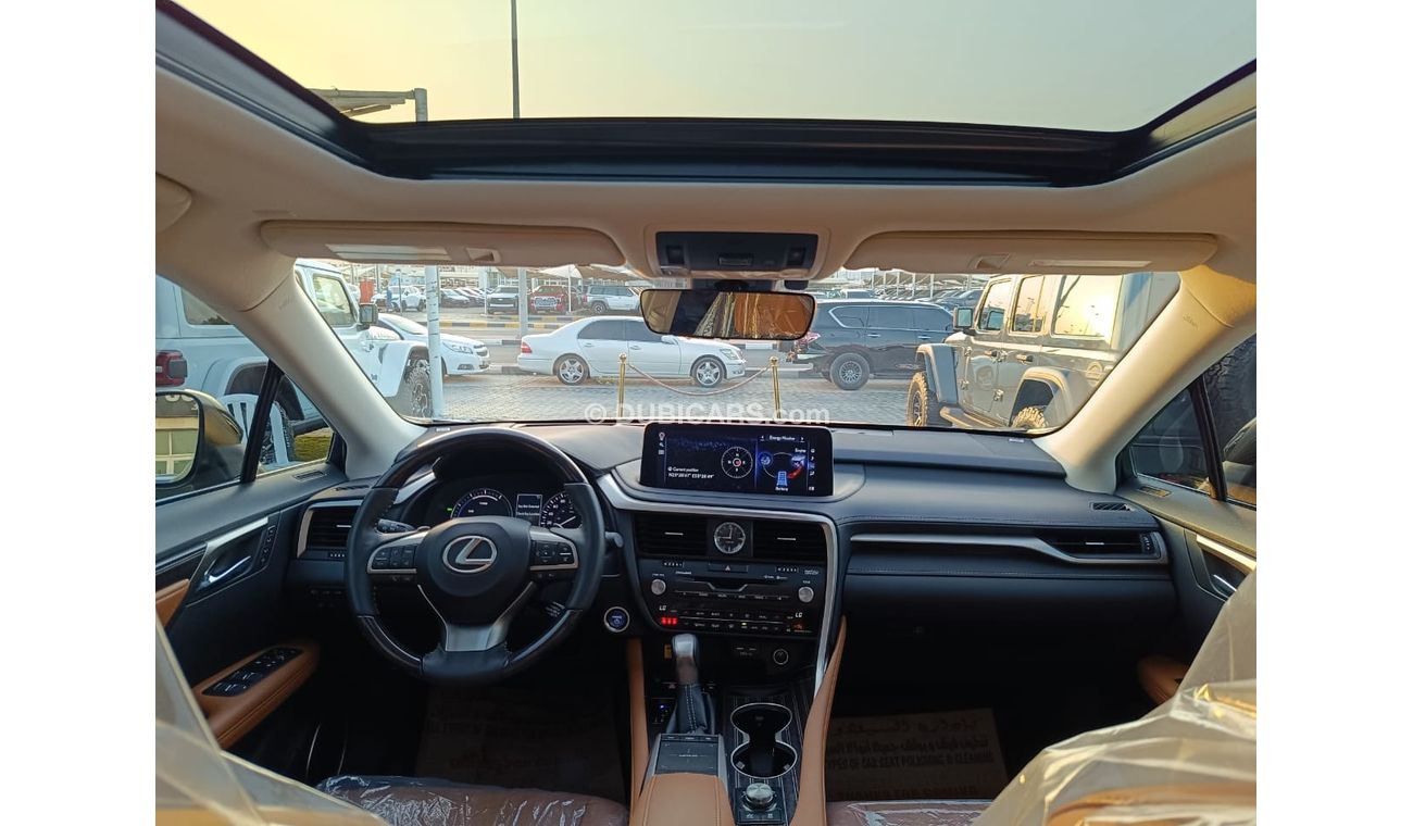 لكزس RX450h بالتينيوم