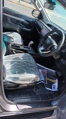 Toyota Hilux diesel 2.8 liter automatic gear with back camera push button start