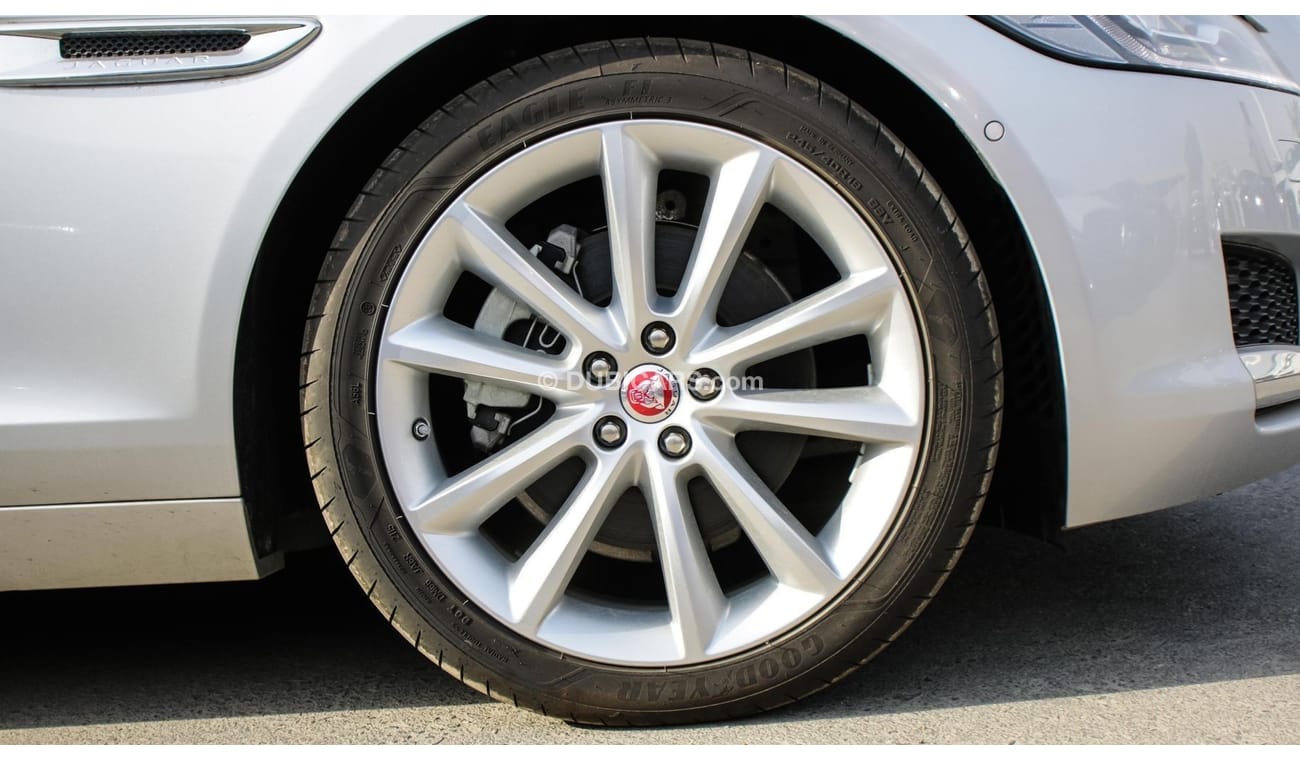 Jaguar XF 2.0 Diesel Prestige RWD Right Hand Drive