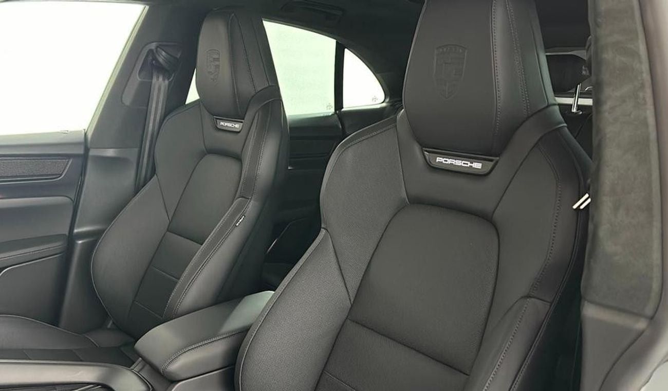 Porsche Macan Electric Estate 470kW Turbo RIGHT HAND DRIVE