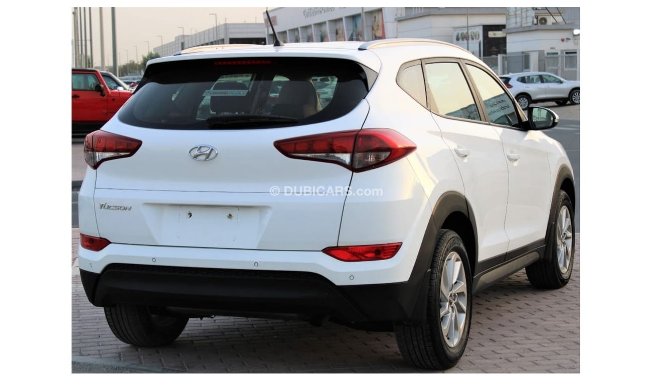 Hyundai Tucson Hyundai Tucson 2018 GCC in excellent condition without accidents, very clean from inside and outside