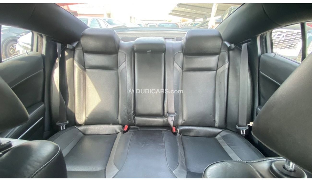 دودج تشارجر 3.6L SXT بلس