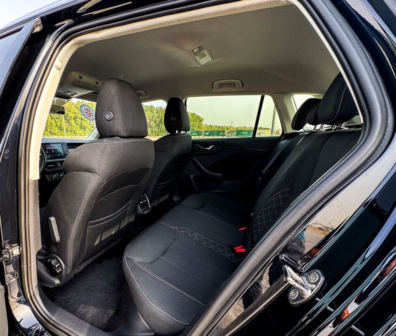 سكودا كاميك سكودا كاميك | موديل ٢٠٢١، خليجي | محرك ١.٦ لتر | طلاء أصلي | صيانة الوكالة | حالة ممتازة | قسط شهري