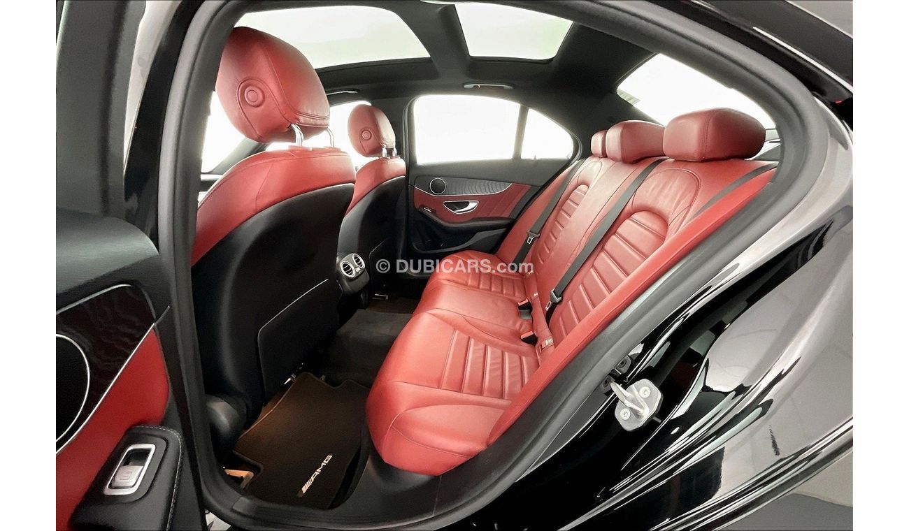 Mercedes-Benz C 200 Premium (AMG Line)