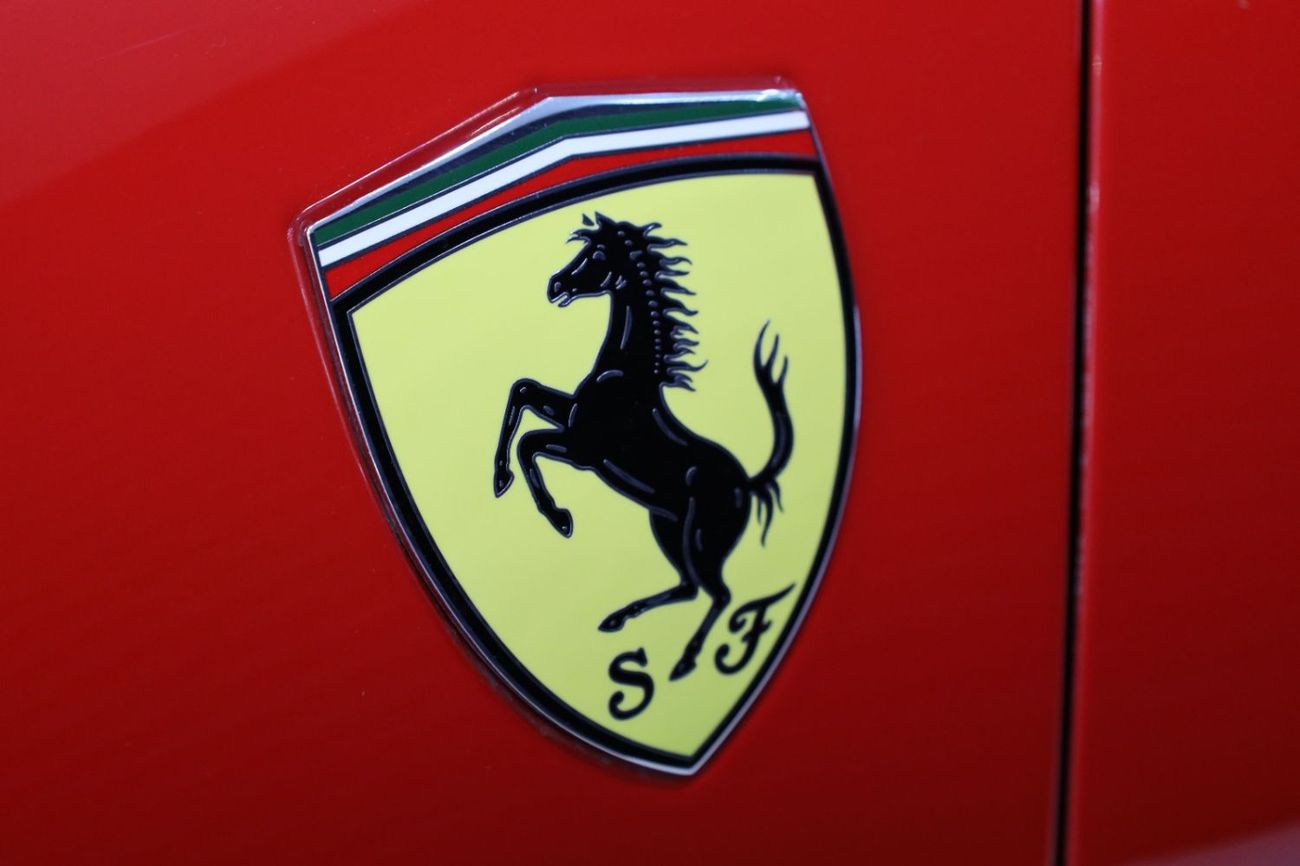 Ferrari SF90 Stradale 2022 Ferrari SF90 Stradale, Apple CarPlay, JBL Audio, 360° Camera, Daytona Racing Seats!!