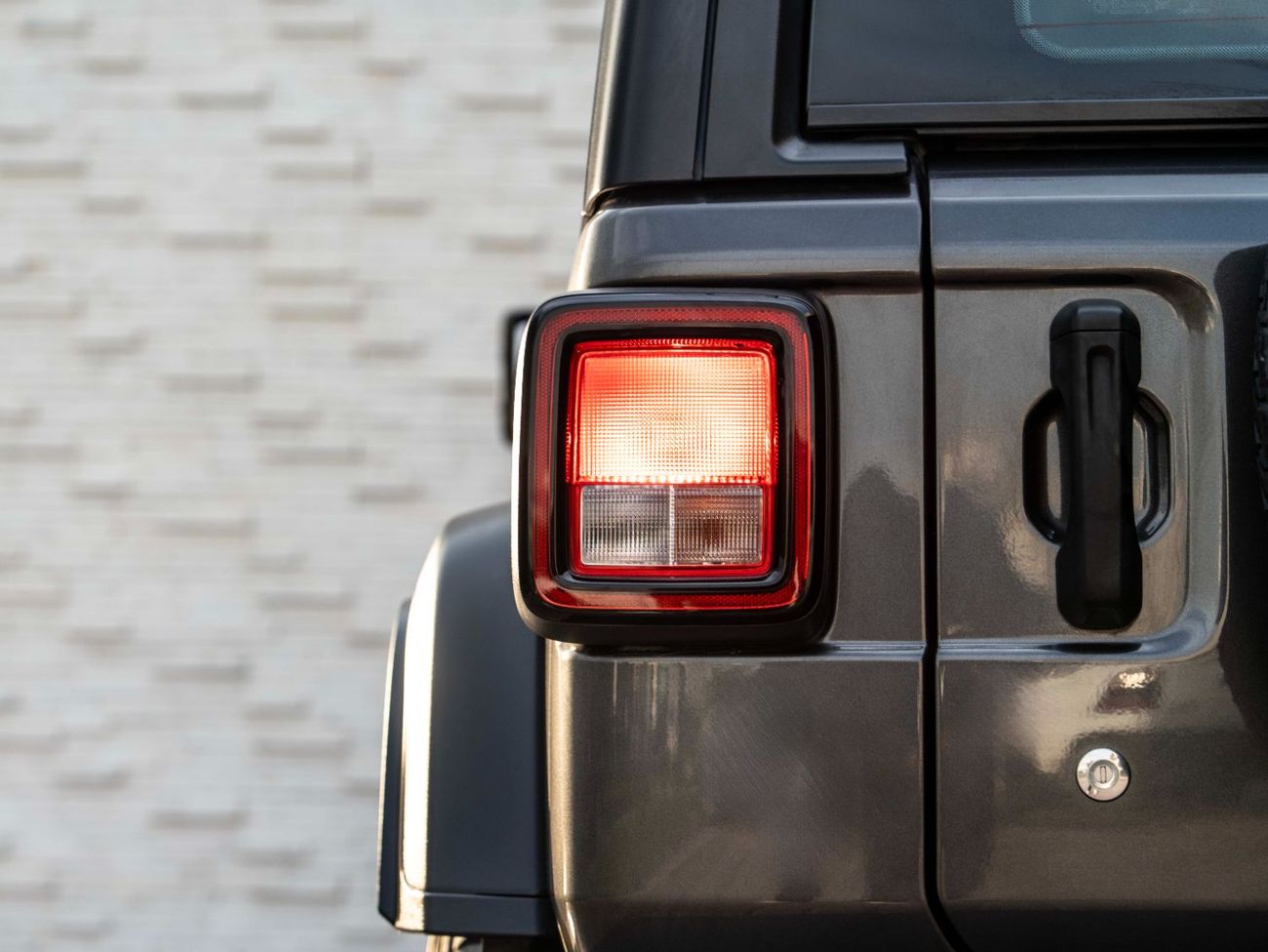 Jeep Wrangler Sport 3.6L A/T (4 Seater)