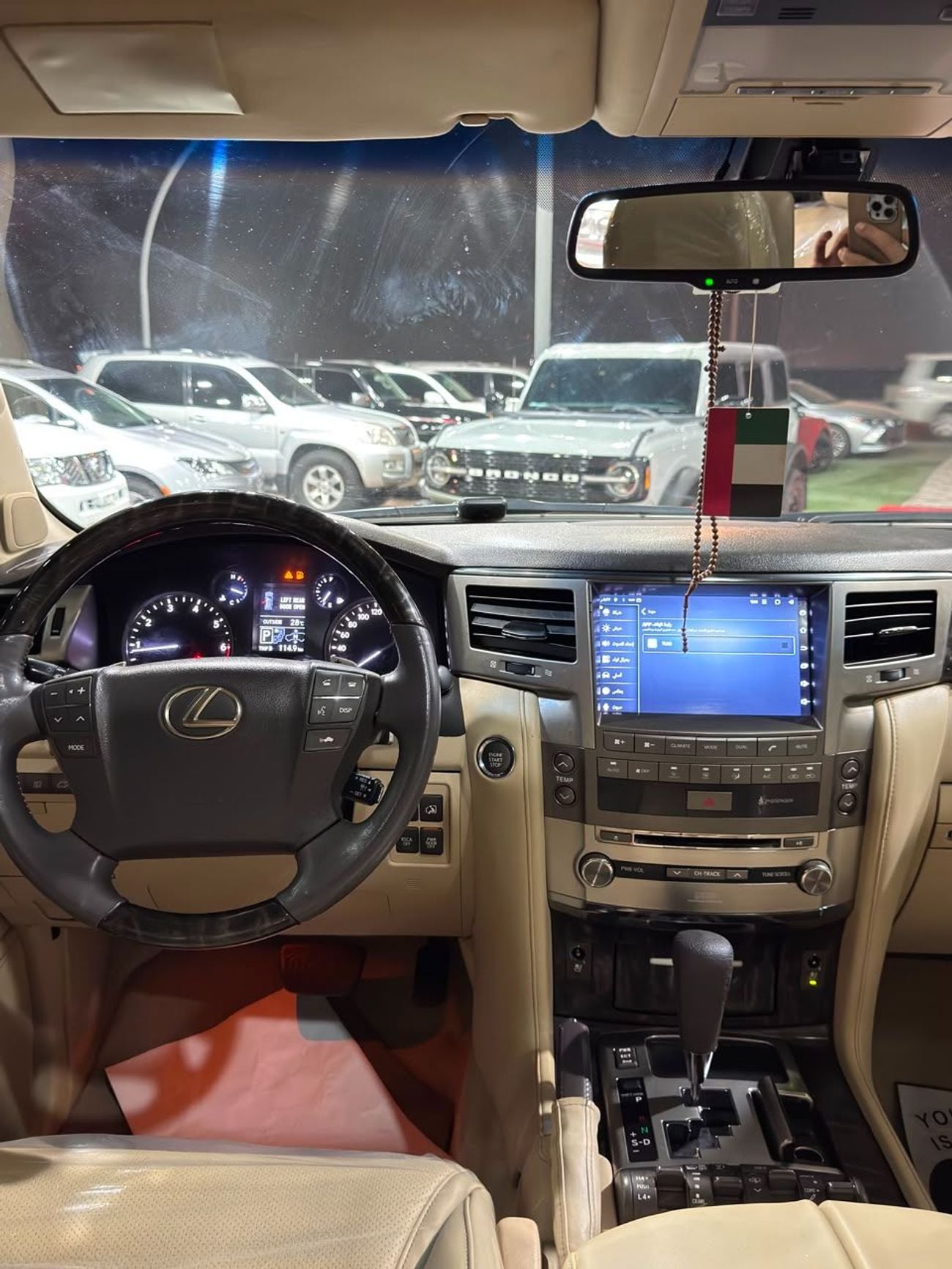 Lexus LX570 PLATINUM