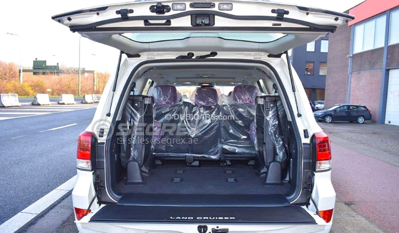 تويوتا لاند كروزر 2020 MODEL  EXECUTIVE LOUNGE TOP OF THE RANGE. 4.5L TURBO DIESEL.