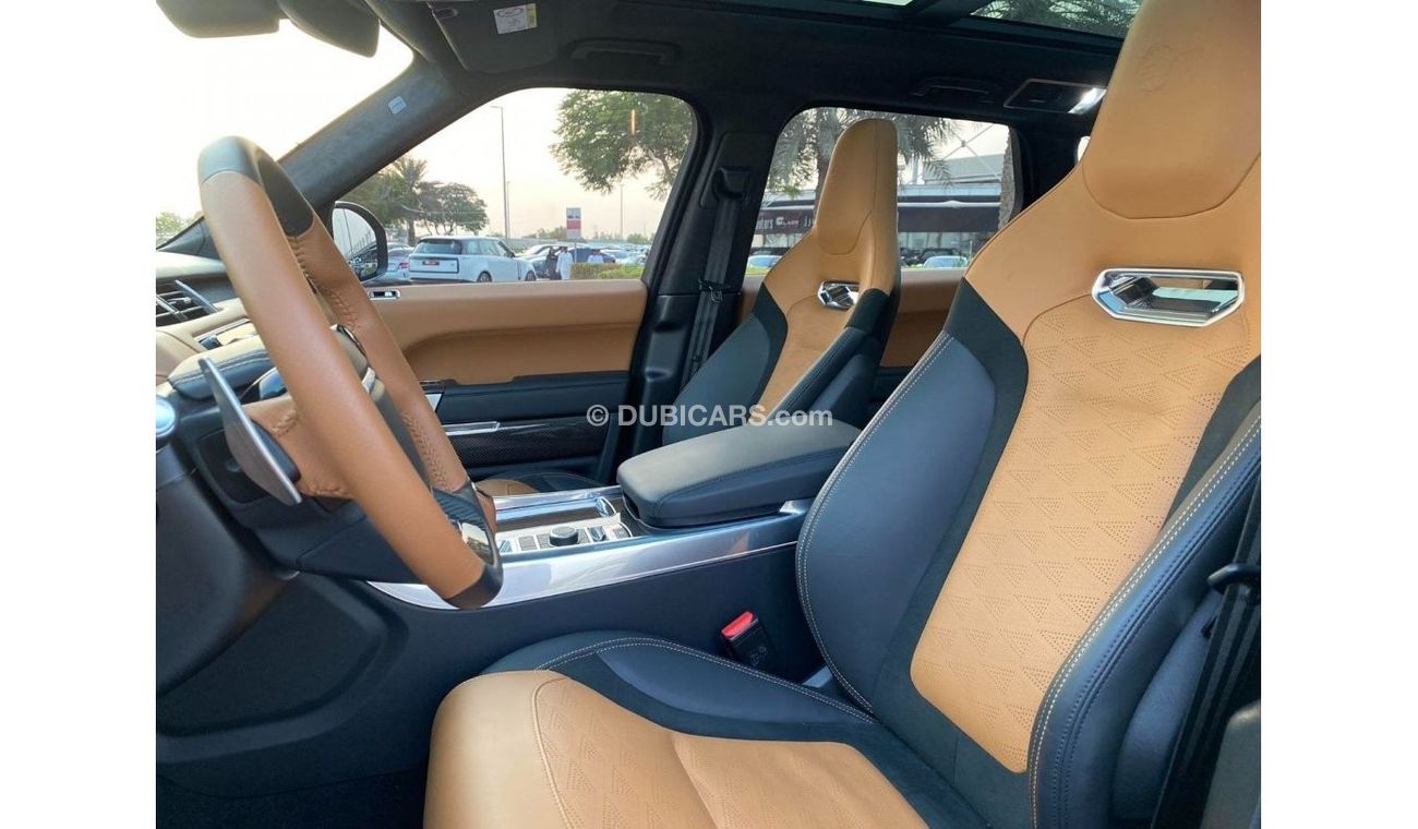 Land Rover Range Rover Sport GCC SPEC UNDER WARRANTY