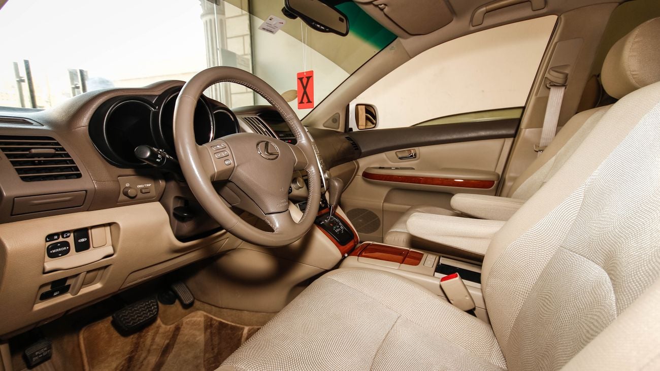 لكزس RX 330