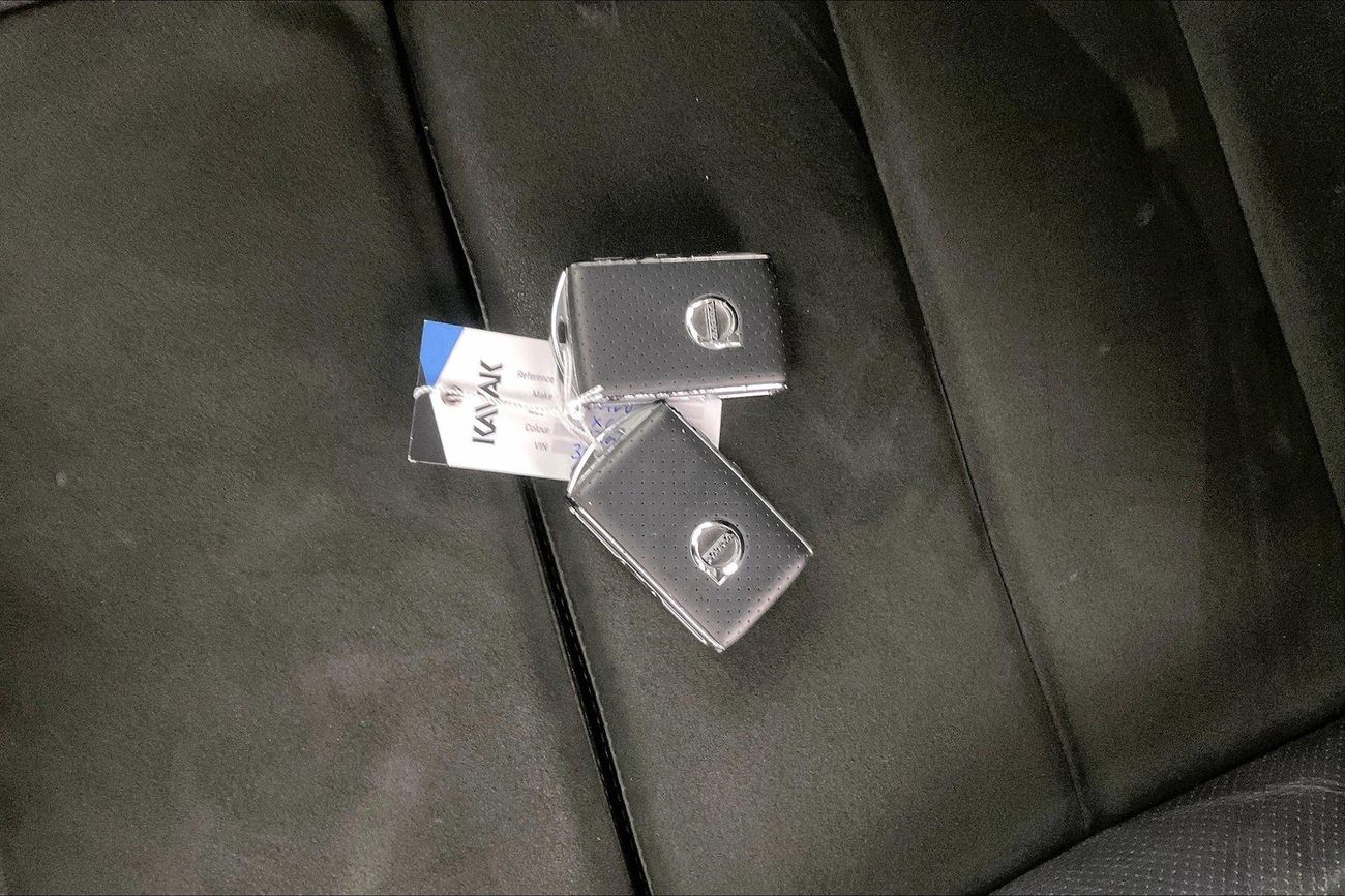 Volvo XC60 T5 R Design | Guaranteed Warranty | 0 Down Payment