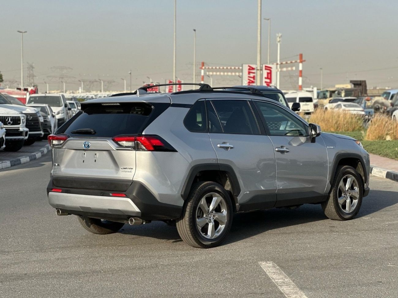 Toyota RAV4 Limited Hybrid 2.5 Full Option