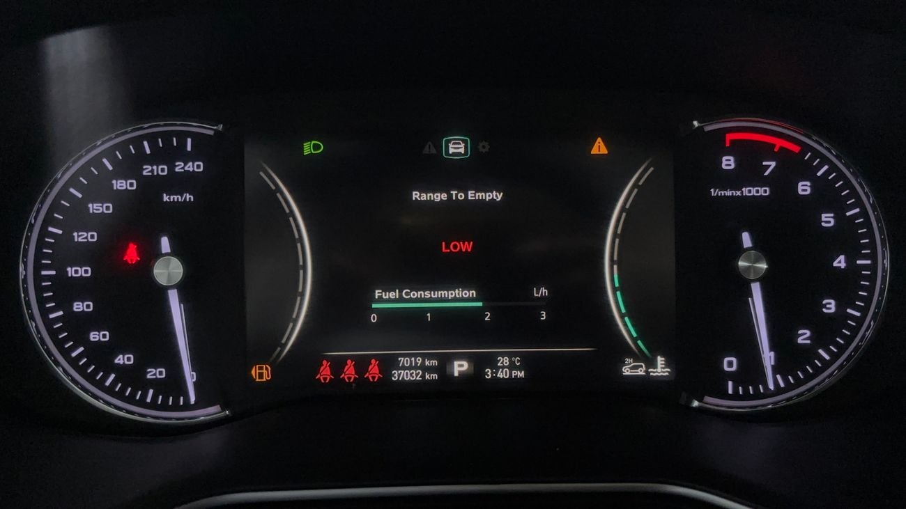 أم جي RX8 LUXURY كارس24 هي سوق ضخم للسيارات المستعملة موثوق ومضمون ٪كارس24 هي سوق ضخم للسيارات المستعملة موثوق ومضمون