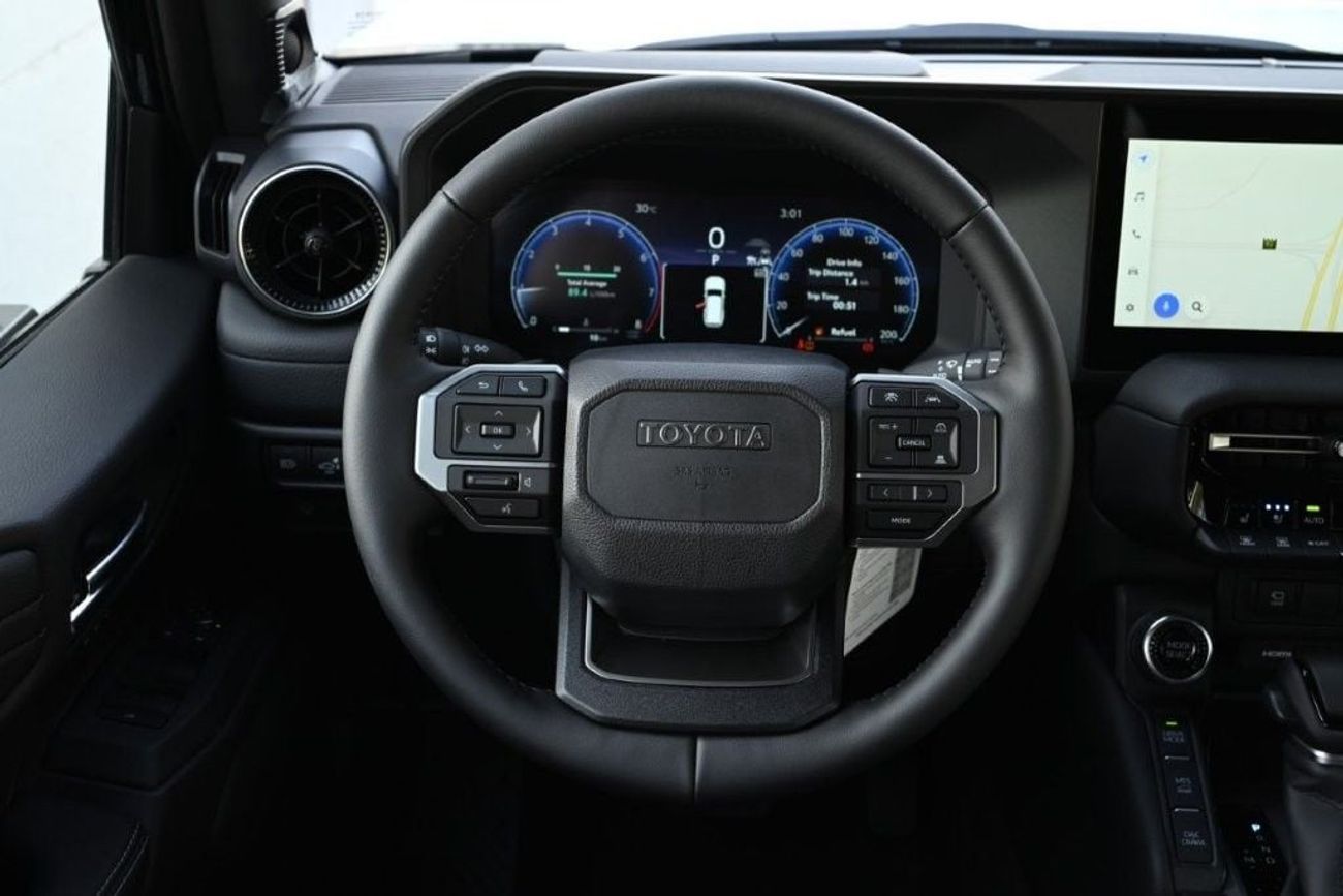 تويوتا برادو VXL 2.4L TURBO PETROL AT