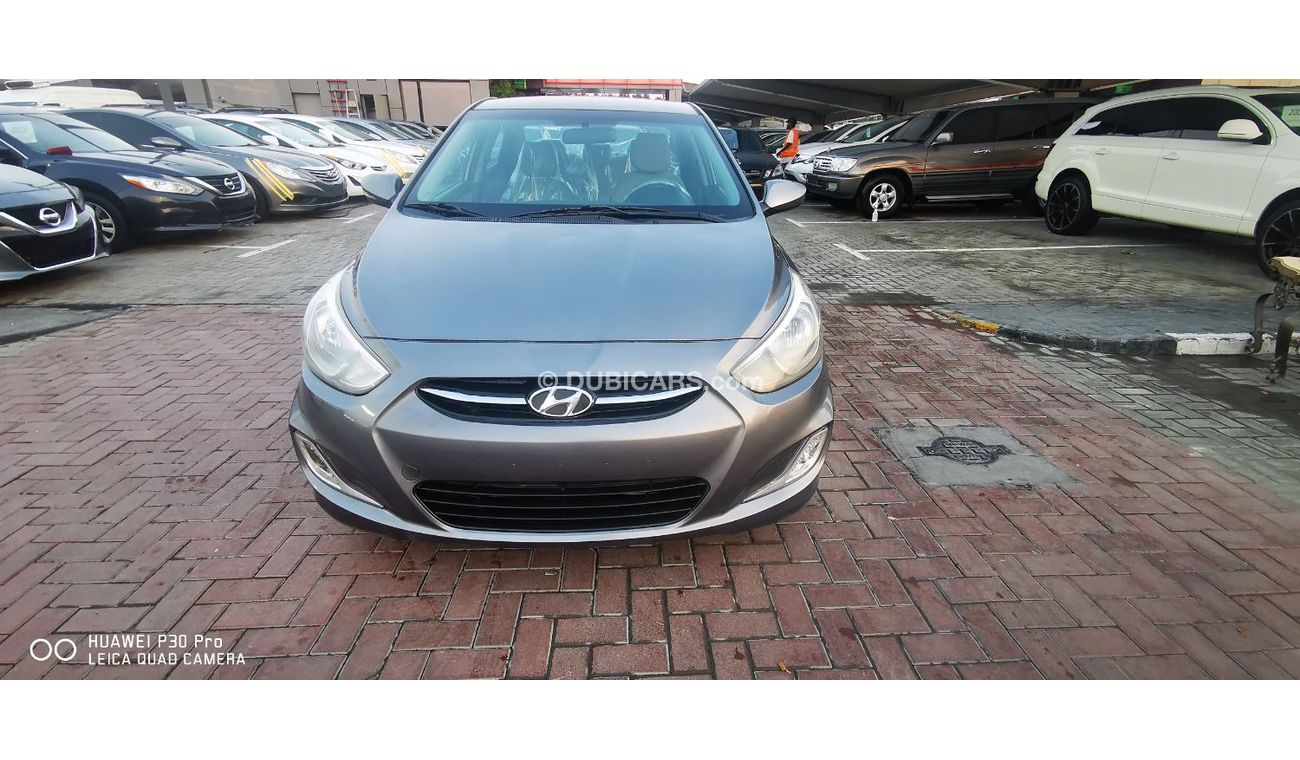 هيونداي أكسنت GL Hyundai Accent 2015 Free Accident (1.6 CC)