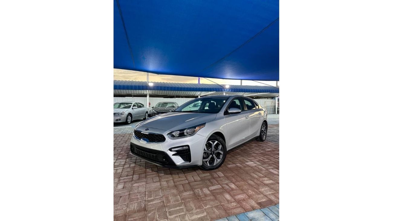 Kia Forte 2020 car in excellent condition with an engine capacity of 2.0 L