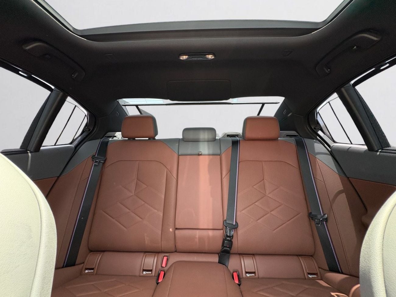 BMW i5 M60 XDRIVE INDIVIDUAL (L · None - Electric Cyl · Automatic · Electric · Sedan · All Wheel Drive · 5 Seats · 4 Door) AED 4,640 P.M | 0% DOWN PAYMENT | BMW i5 M60 xDRIVE | DUAL MOTOR ELECTRIC AWD – 601 HP | FULL AGENCY