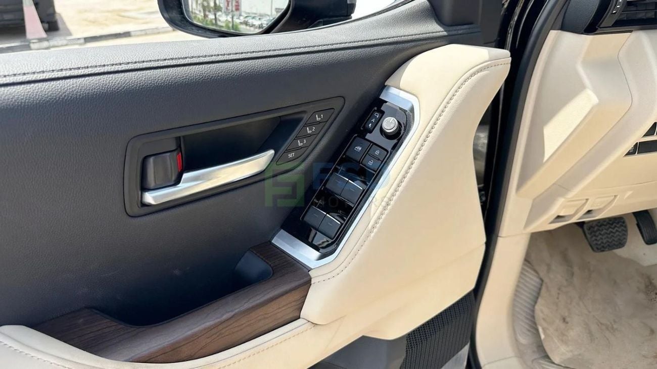 Toyota Land Cruiser Toyota LC300 3.3L VX TURBO 10 AT MY-2025