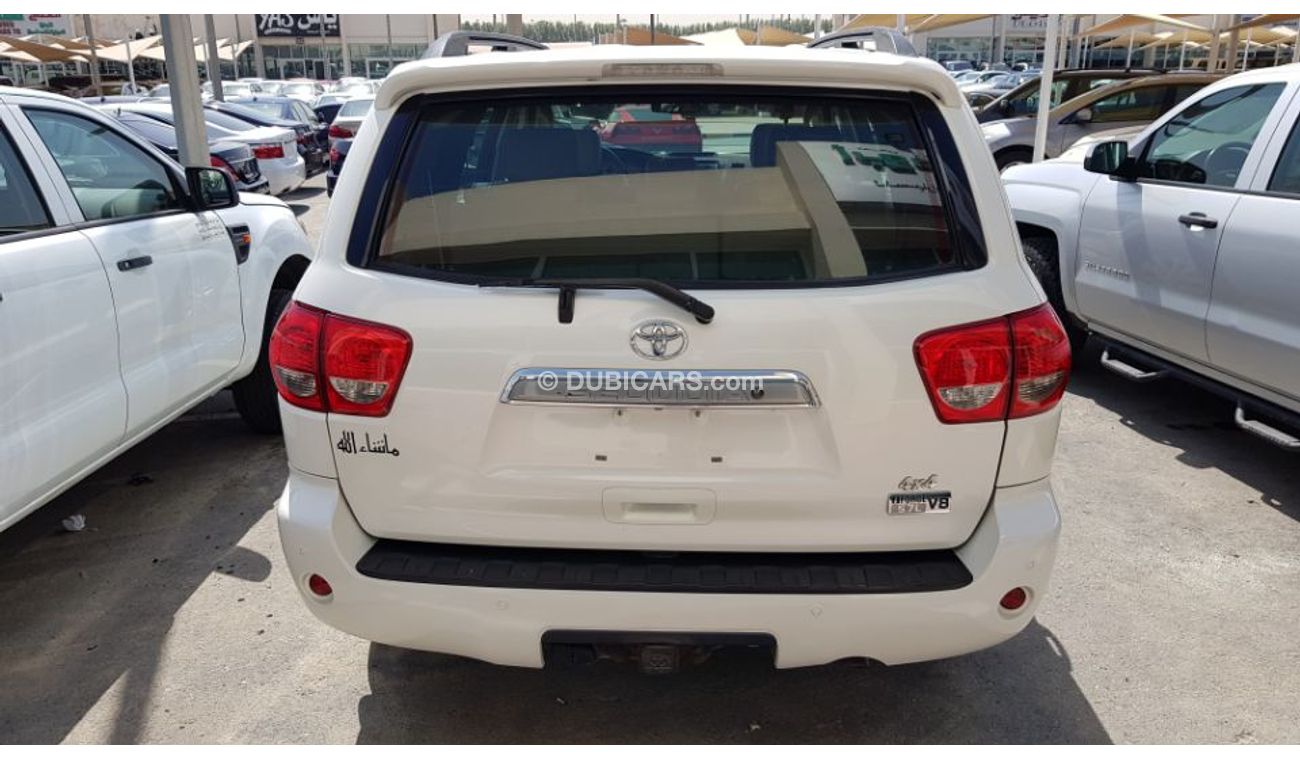 تويوتا سيكويا 2011 gulf specs Full options gcc specs low mileage