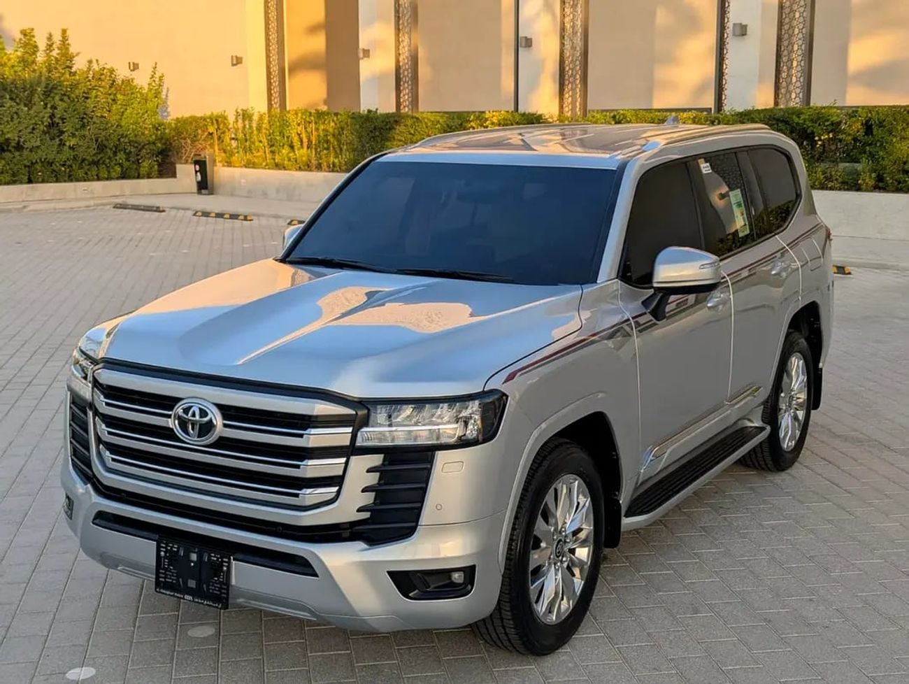 تويوتا لاند كروزر GXR GCC Specs In Excellent Condition