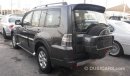 Mitsubishi Pajero 2013  Gls 3.5ltr Gulf Specs Full options Sunroof Leather interiors