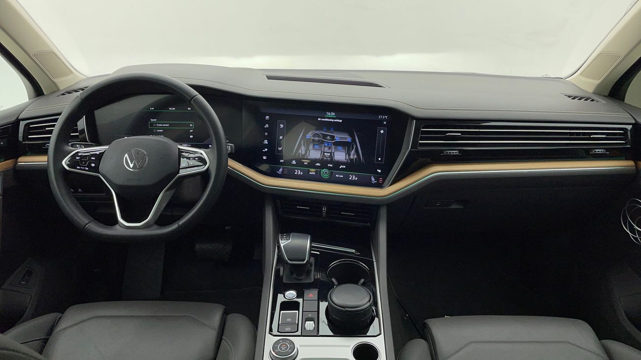 فولكس واجن طوارق HIGHLINE PLUS 3 | بدون دفعة مقدمة | اختبار القيادة في المنزل