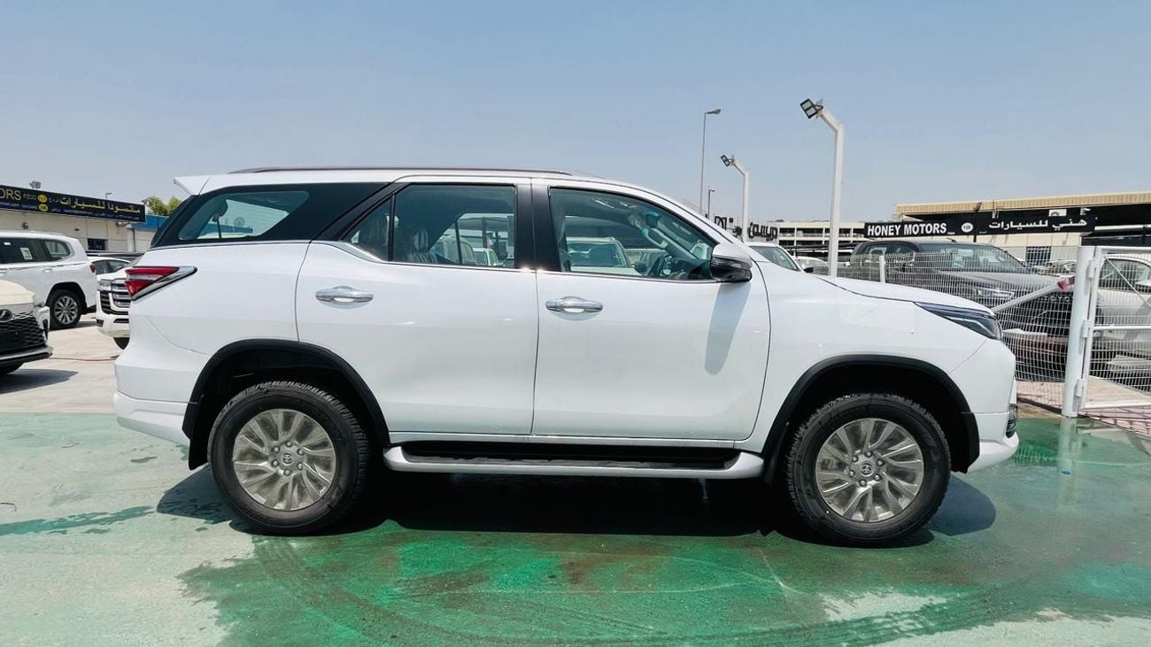 Toyota Fortuner SR5