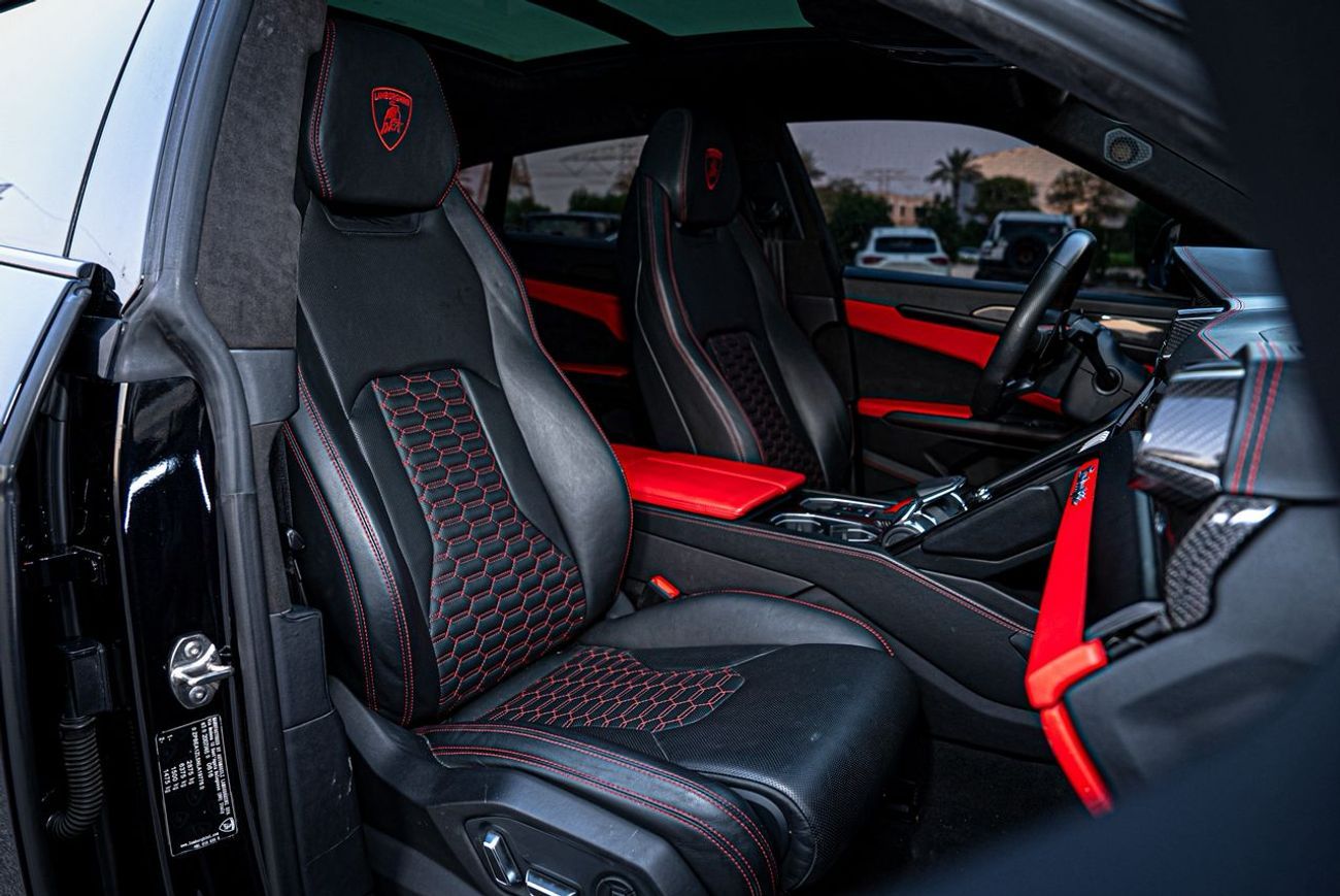 Lamborghini Urus STD 4.0T V8