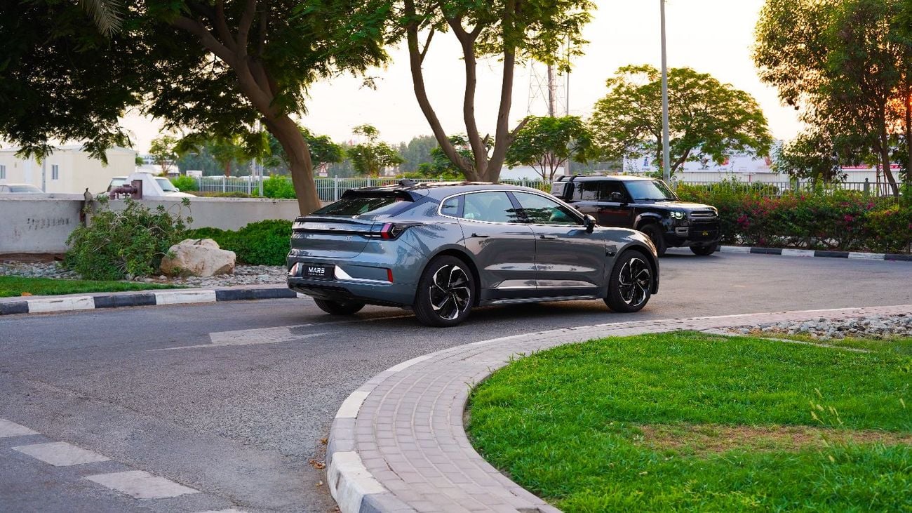 زيكر 001 2024 New ZEEKR 001 RWD / 100 kWh / 272 Hp / Range (620 Km) / Gcc Specs / AWR Warranty