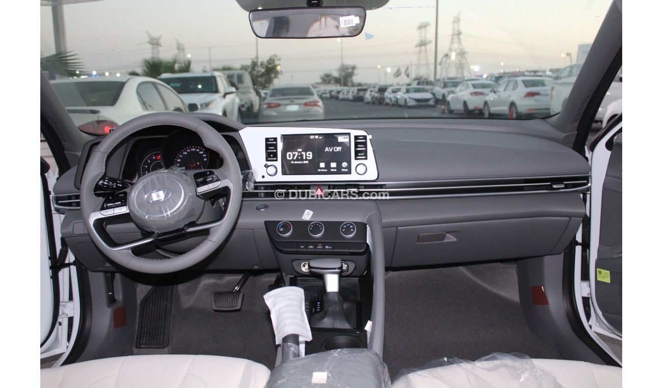 Hyundai Elantra Elantra CN7 ,1.6 L , FWD