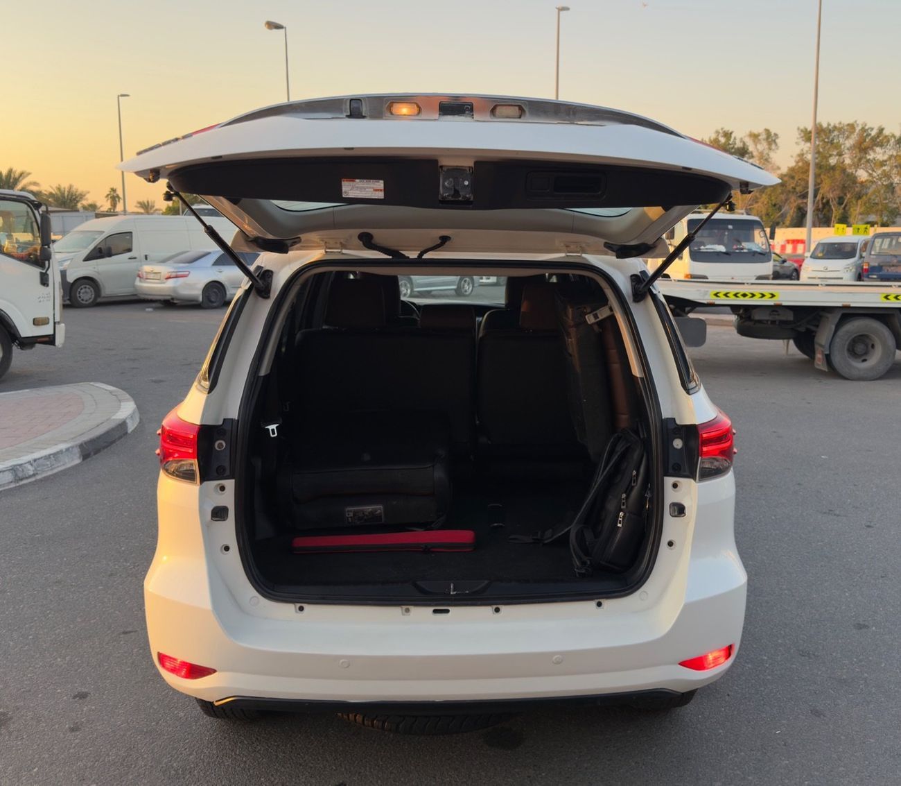 Toyota Fortuner GXR 4.0L (278 HP) V6 AUTOMATIC PETROL EXCELLENT CONDITION