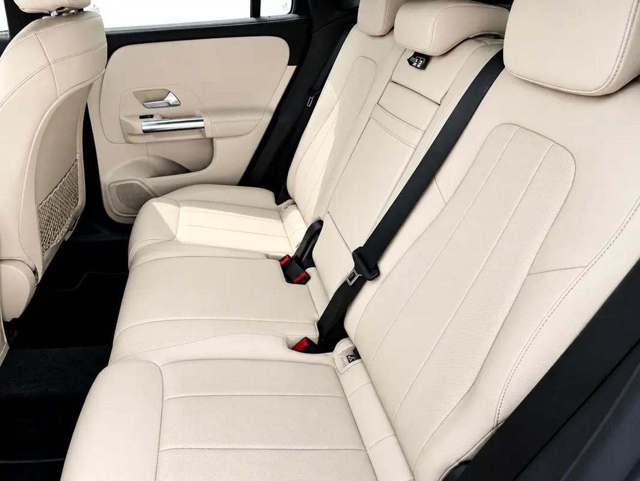 مرسيدس بنز GLA 200 AMG PREMIUM GLA200
