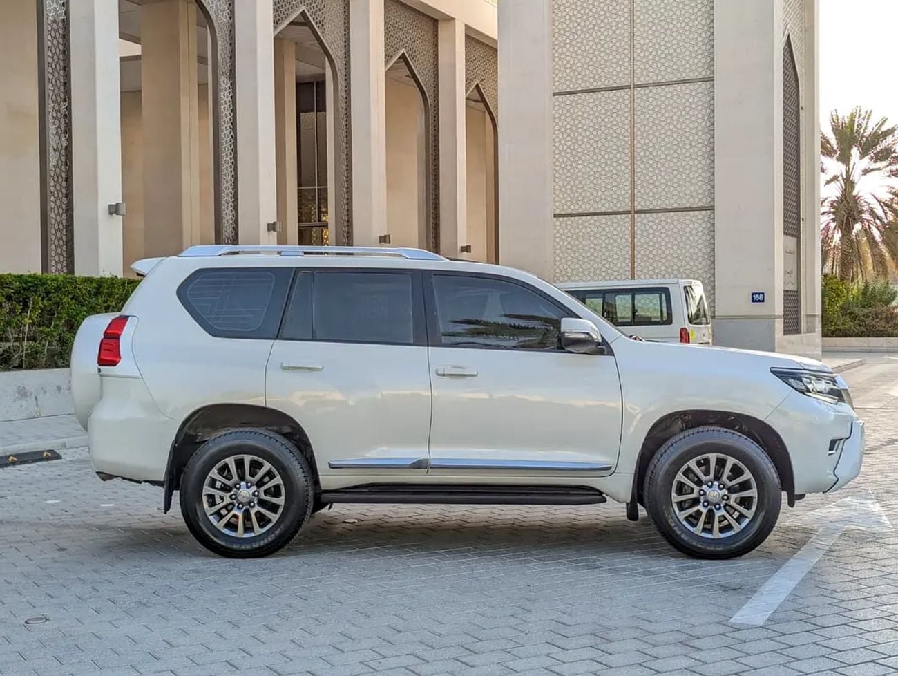 Toyota Prado VXR - GCC Specs - Accident Free - Excellent Condition