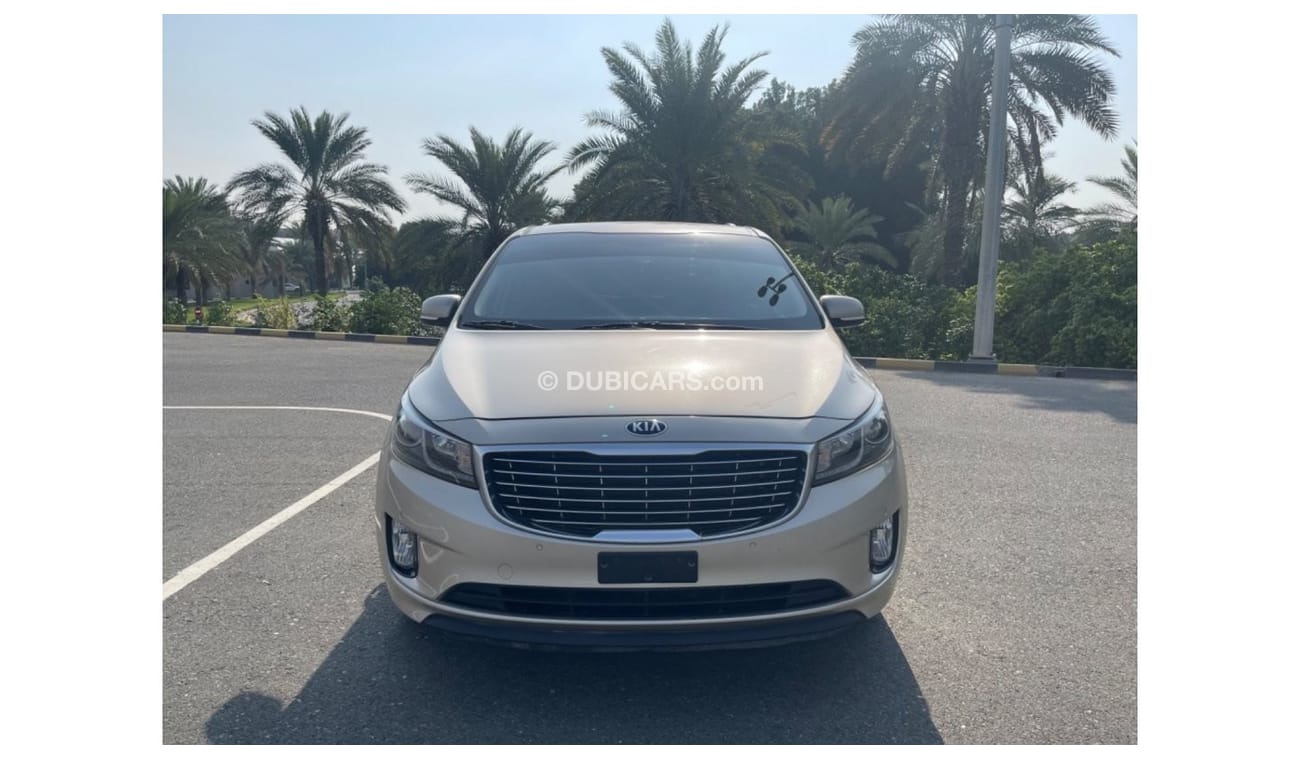 Kia Carnival Kia Carnival   MODEL 2016 Excellent Conditio  (GCC- SPEC)  VERY GOOD CONDITION
