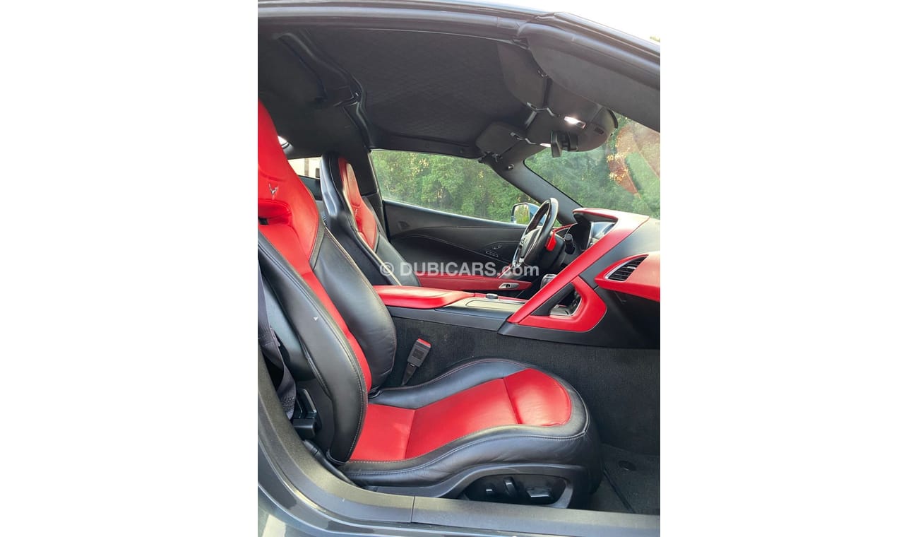 Chevrolet Corvette Z51 Competition SEats Chevrolet corvette C7 Z51 GCC 2017 full option perfect condition
