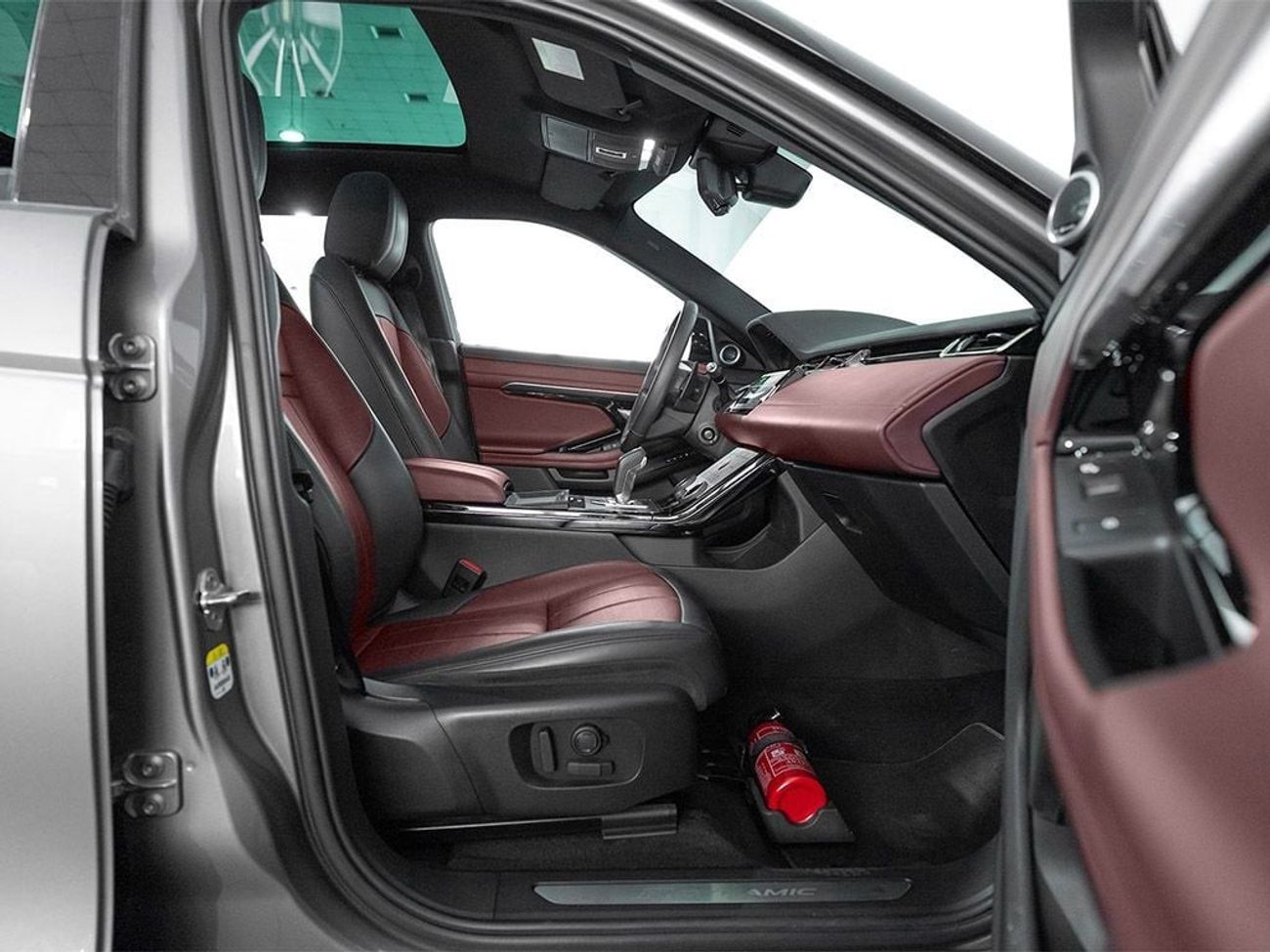 Land Rover Range Rover Evoque P250 R-Dynamic HSE 2.0L