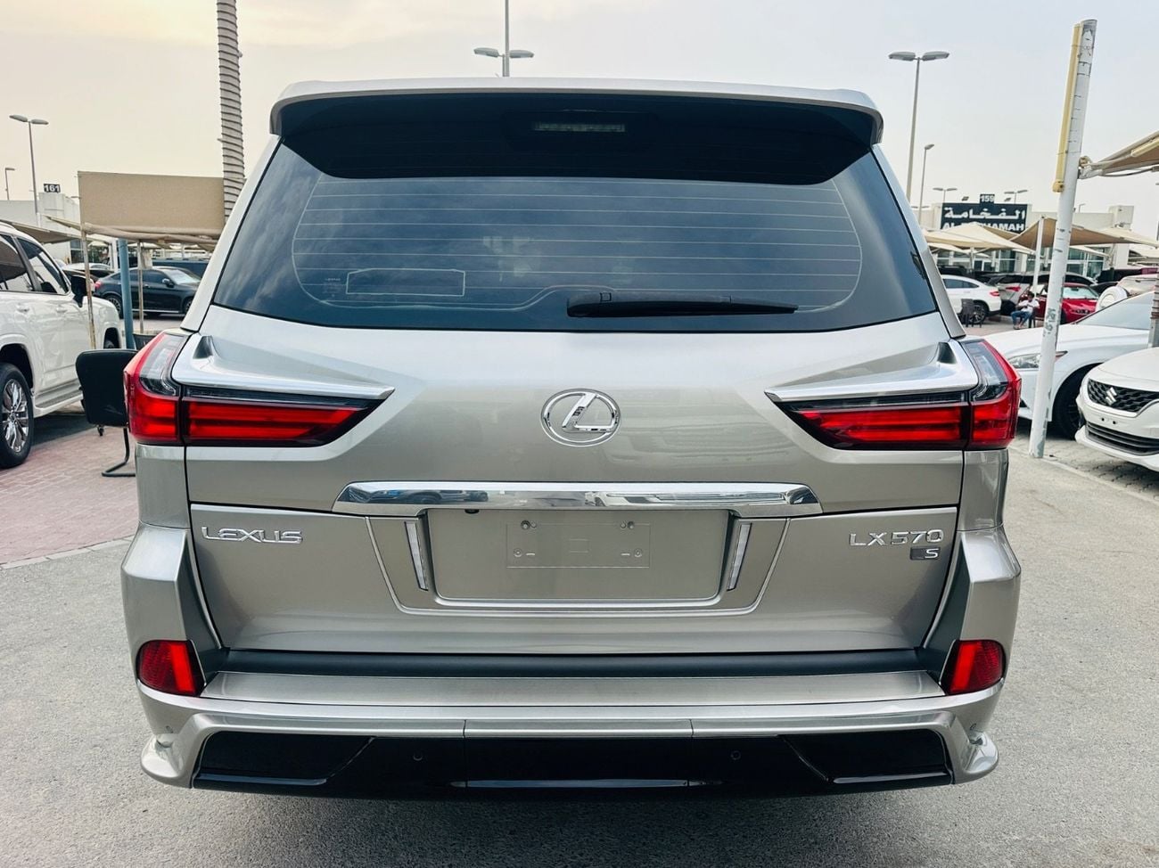 Lexus LX570 SIGNATURE