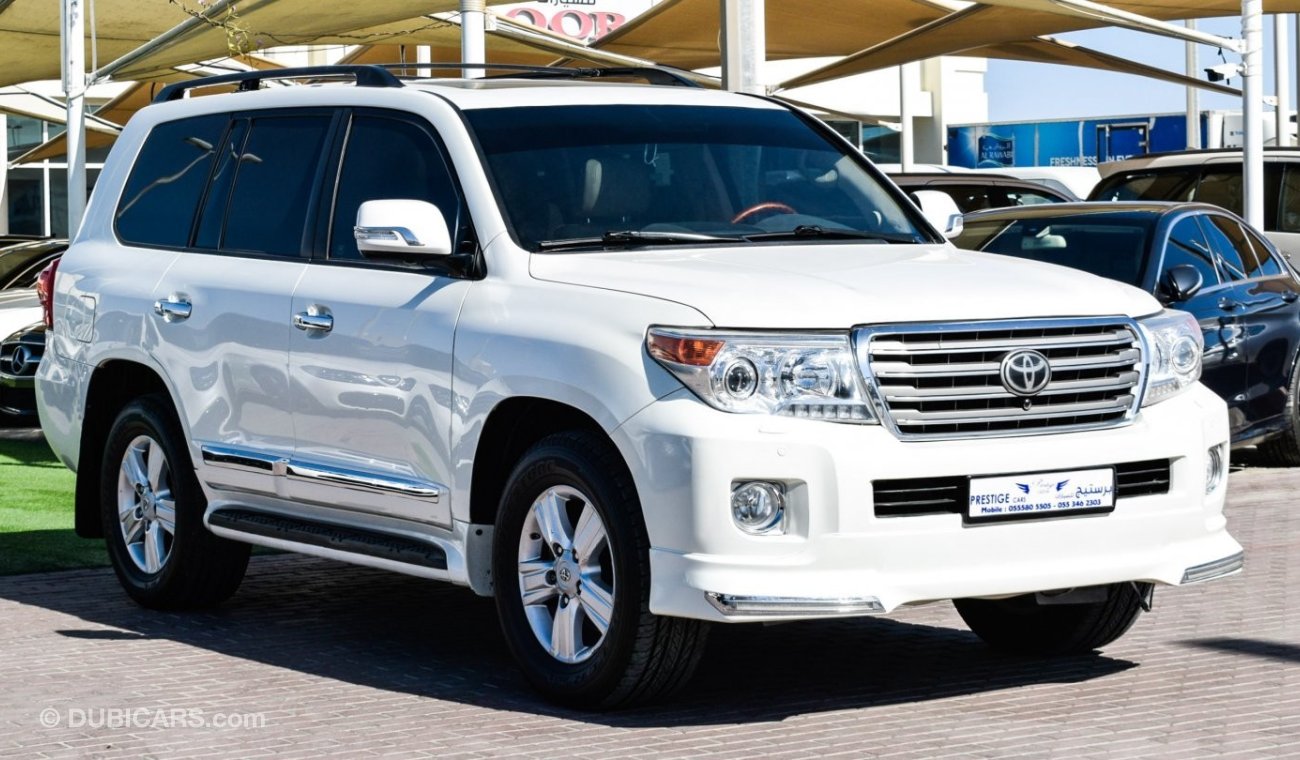 Toyota Land Cruiser VXR V8 5.7