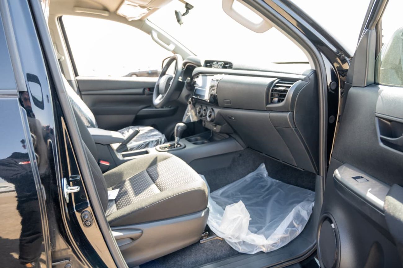 Toyota Hilux 2.7L Medium Grade | Double Cabin | 4x4 | Automatic | Petrol