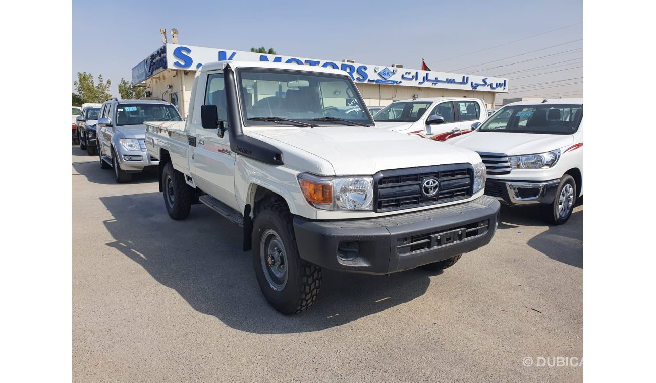 Toyota Land Cruiser Pick Up 4.2L Diesel, Diff Lock, Double Fuel Tank, Only for COTE DE IVORY and GHANA (CODE # LCS21)