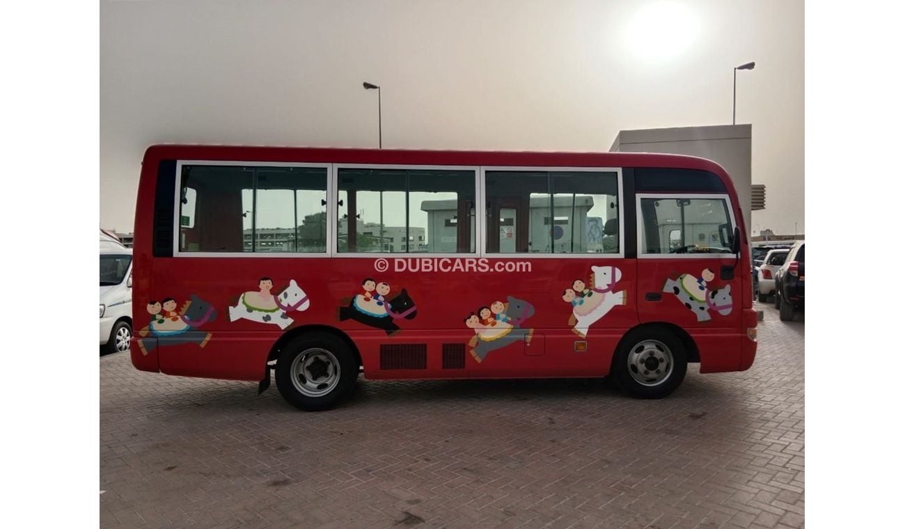 نيسان سيفيليان NISSAN CIVILIAN BUS RIGHT HAND DRIVE (PM1391)