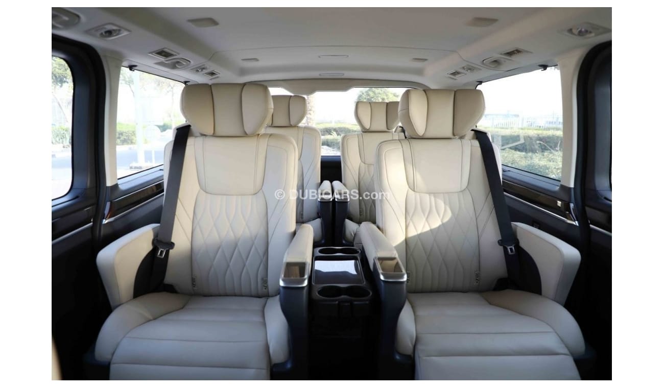 Toyota Granvia 2023 Toyota Granvia 3.5L V6 6 Seats LH HIGH P AT - White inside black & beige