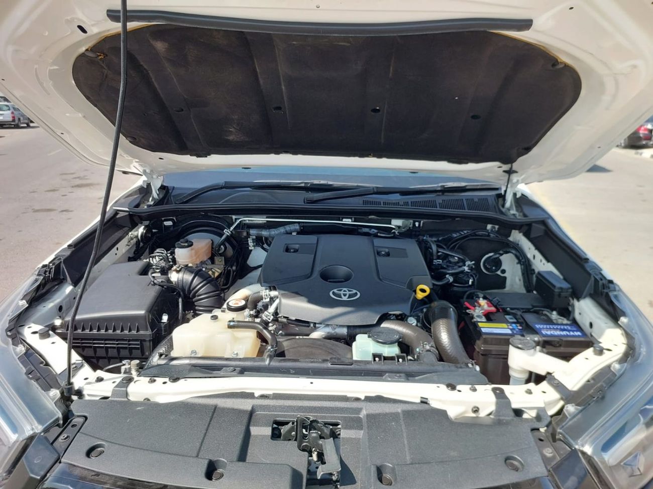 Toyota Hilux (RAMADAN OFFER) TOYOTA HILUX PICKUP RHD 2023 MODEL 2.8 L DIESEL AUTOMATIC(PM85171)