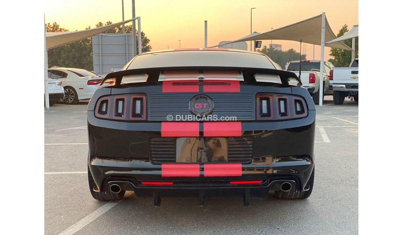 Ford Mustang Ford Mustang 8 cylinder 2010 perfect condition