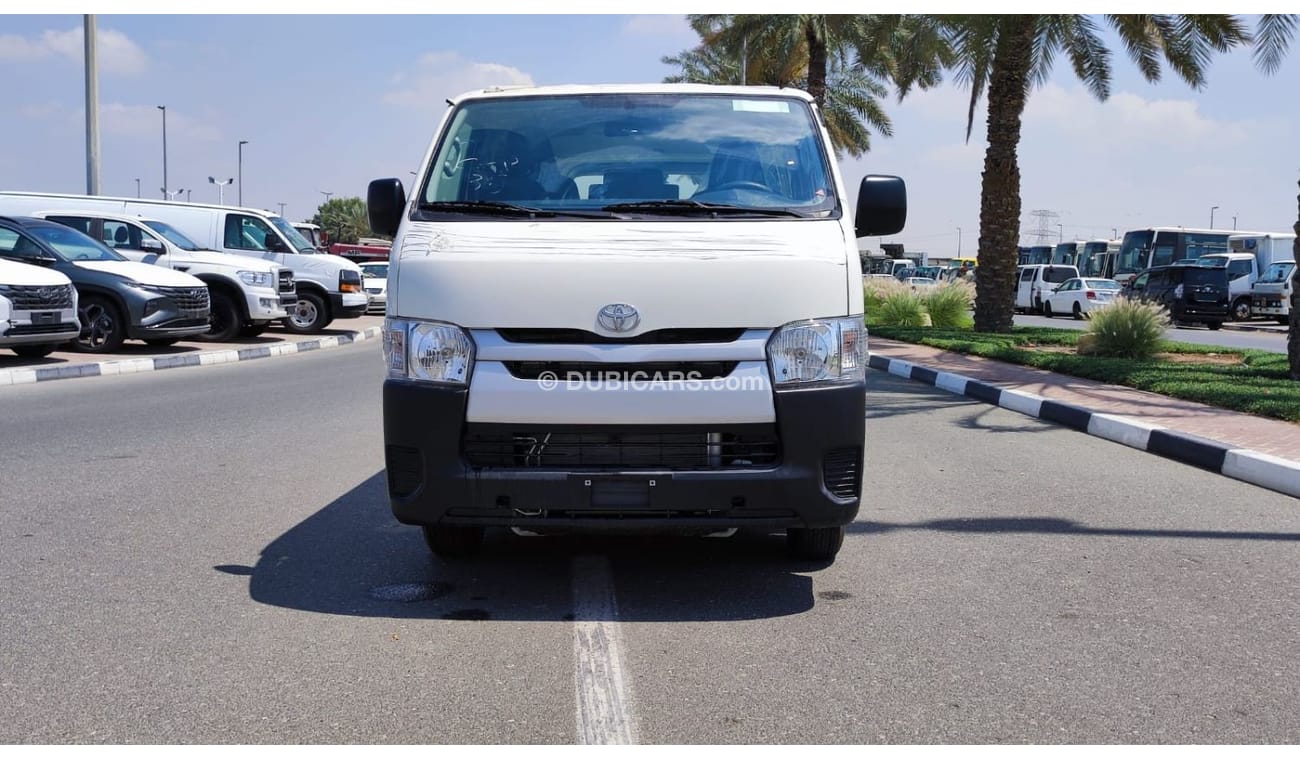 تويوتا هاياس فان