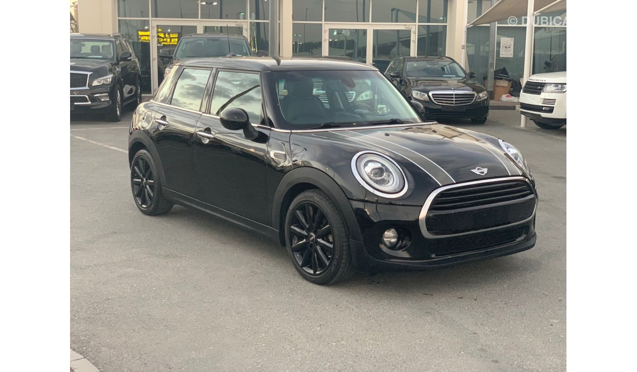 Mini Cooper Mini Cooper_2017_Excellend_Condichin