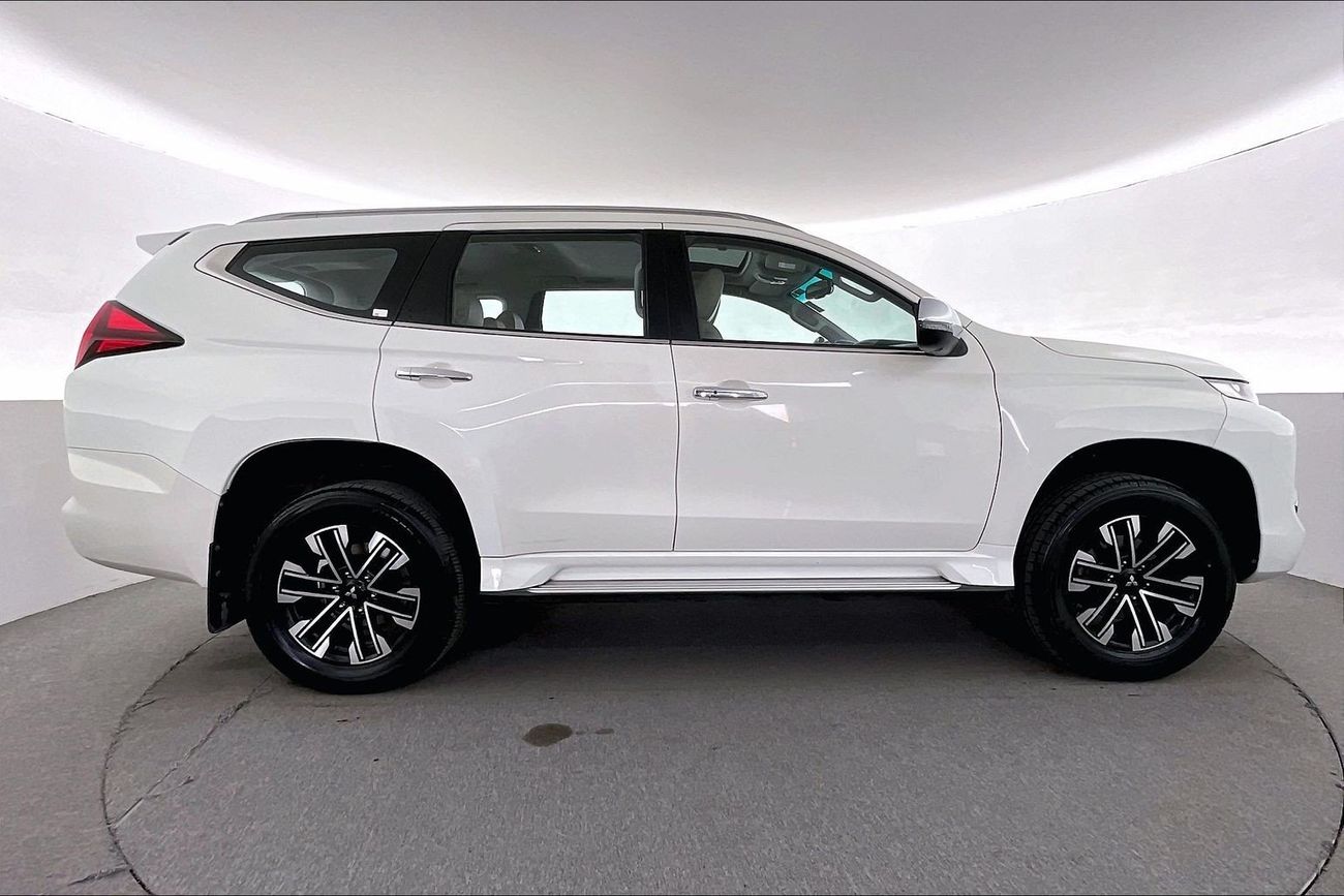 ميتسوبيشي مونتيرو سبورت GLS Premium | شامل الضمان | 0 ﺪﻔﻋﺓ ﺃﻮﻟﻯ