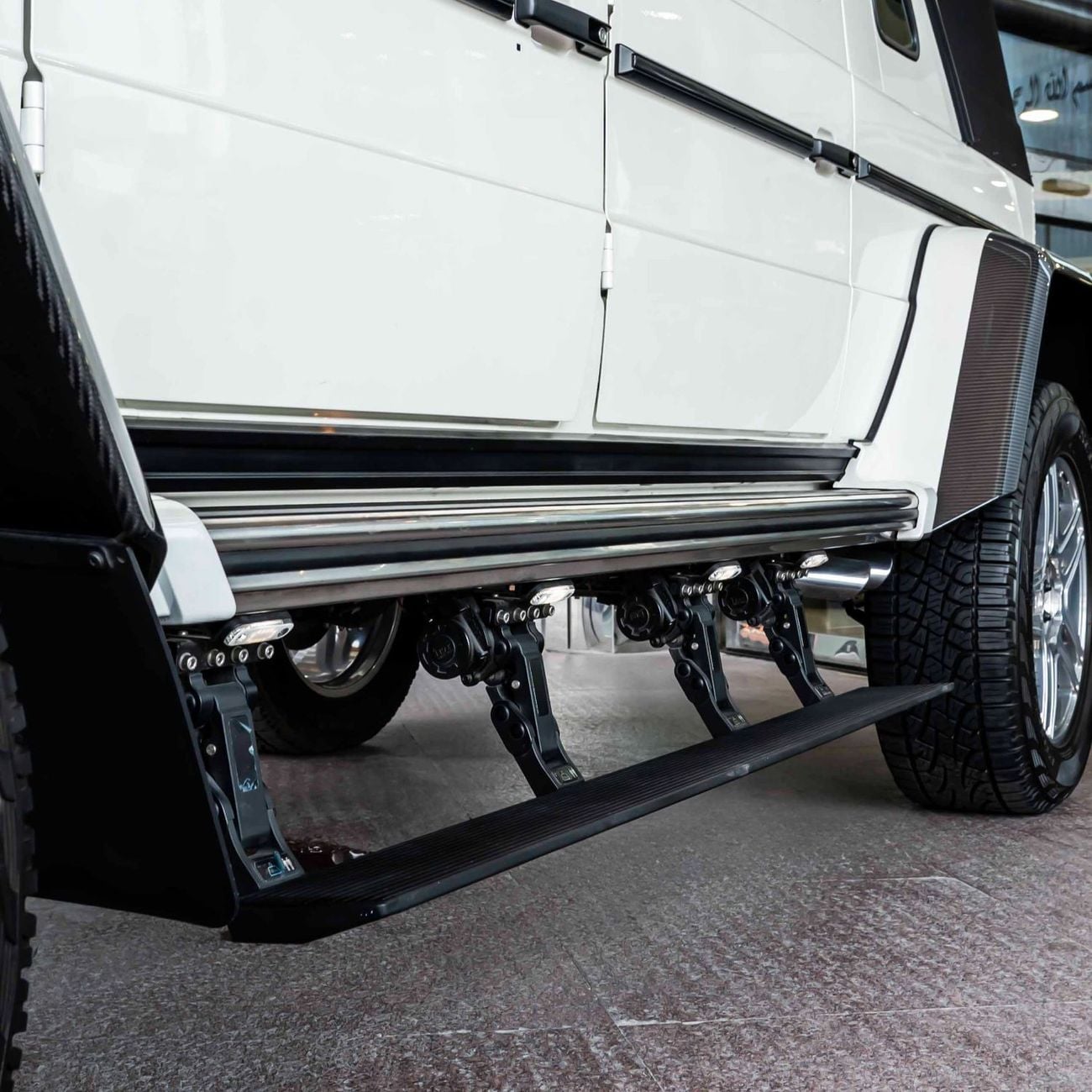 مرسيدس مايباخ G 650 LANDAULET