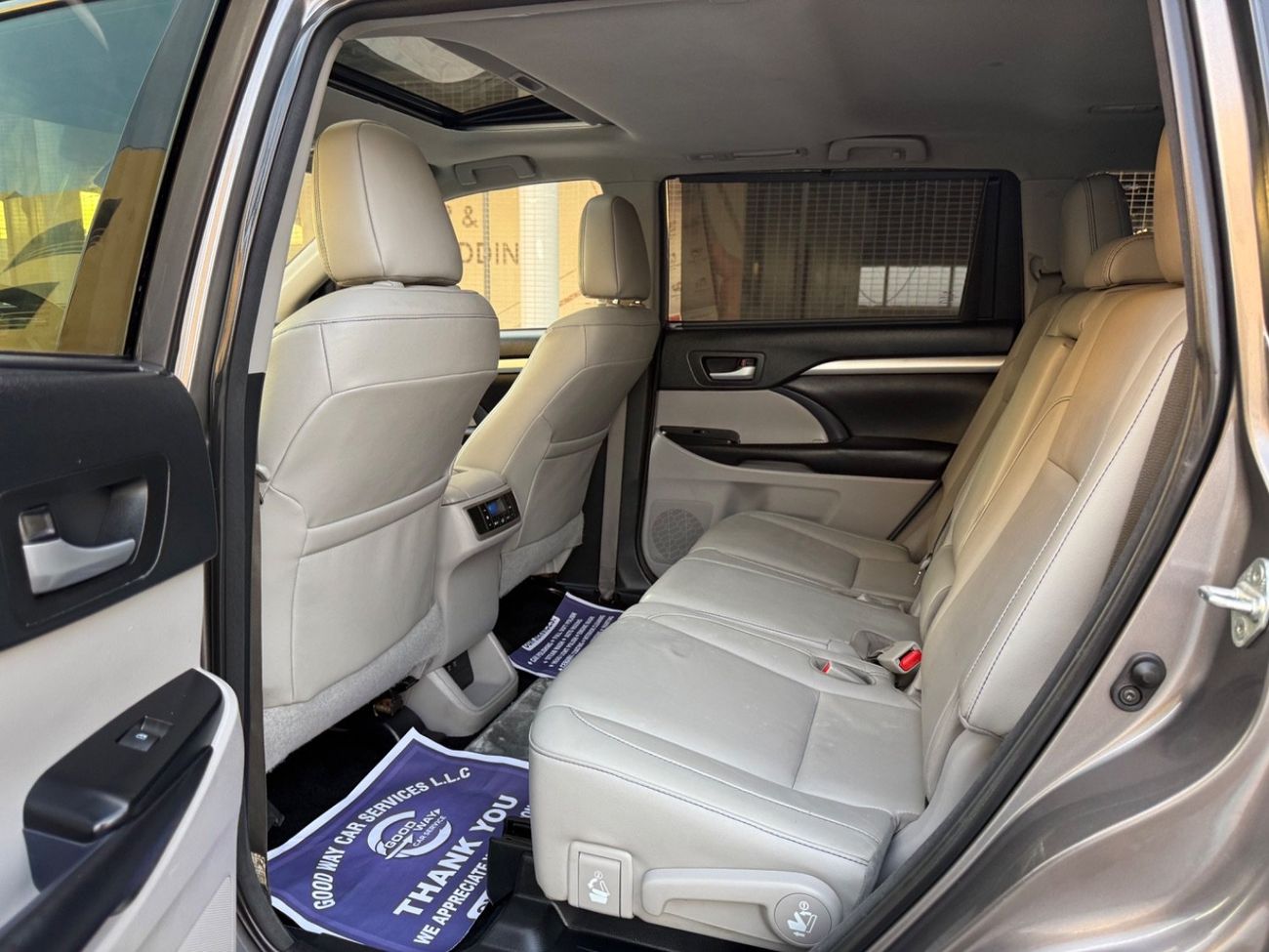 Toyota Highlander 2018 XLE LIMITED MOONROOF FULL OPTION 3.5/ 4x4 USA SPEC